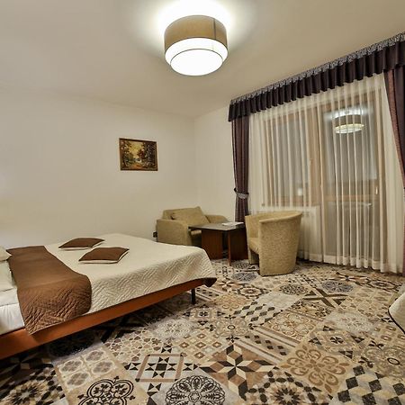 Hotel&Spa Jawor ザボヤ エクステリア 写真