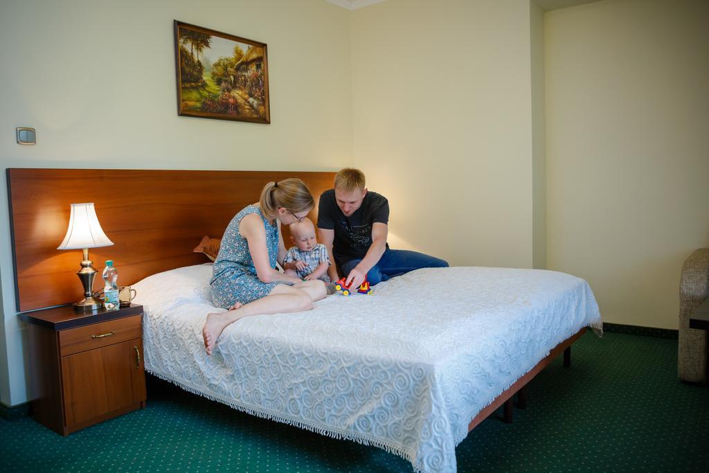 Hotel&Spa Jawor ザボヤ エクステリア 写真